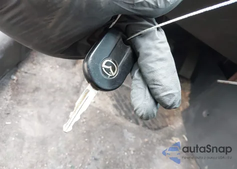 2008 Mazda Tribute I Sport из США, поврежденный, VIN 4F2CZ02ZX8KM00582